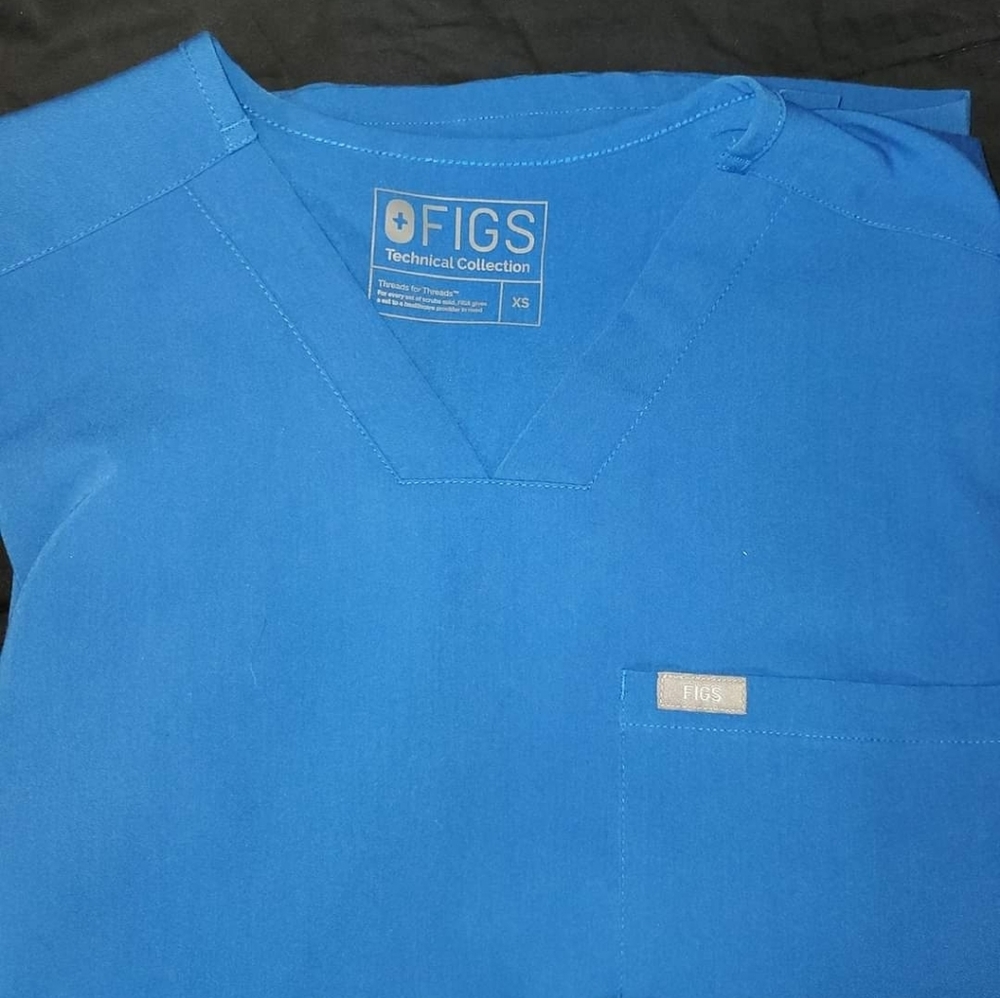 FIGS Men's Royal Blue Set